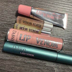 Brand new lip gloss set